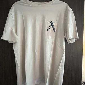 Express cream male teeshirt